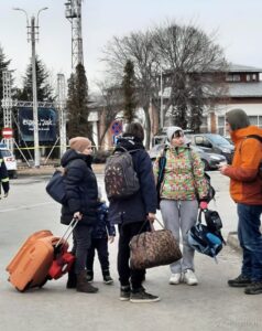 viaggio ai confini dell'ucraina con caritas italiana, accoglienza profughi