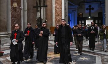 via crucis ecumenica, padre Sergio Palumbo, Michael Jonas, 24 marzo 2023